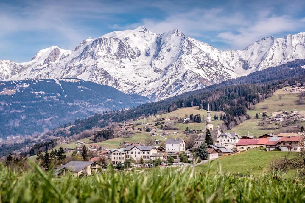 Apartment Le Pied du Brevent Walk to Ski Lift Chamonix Getaway appartement pied des pistes 18