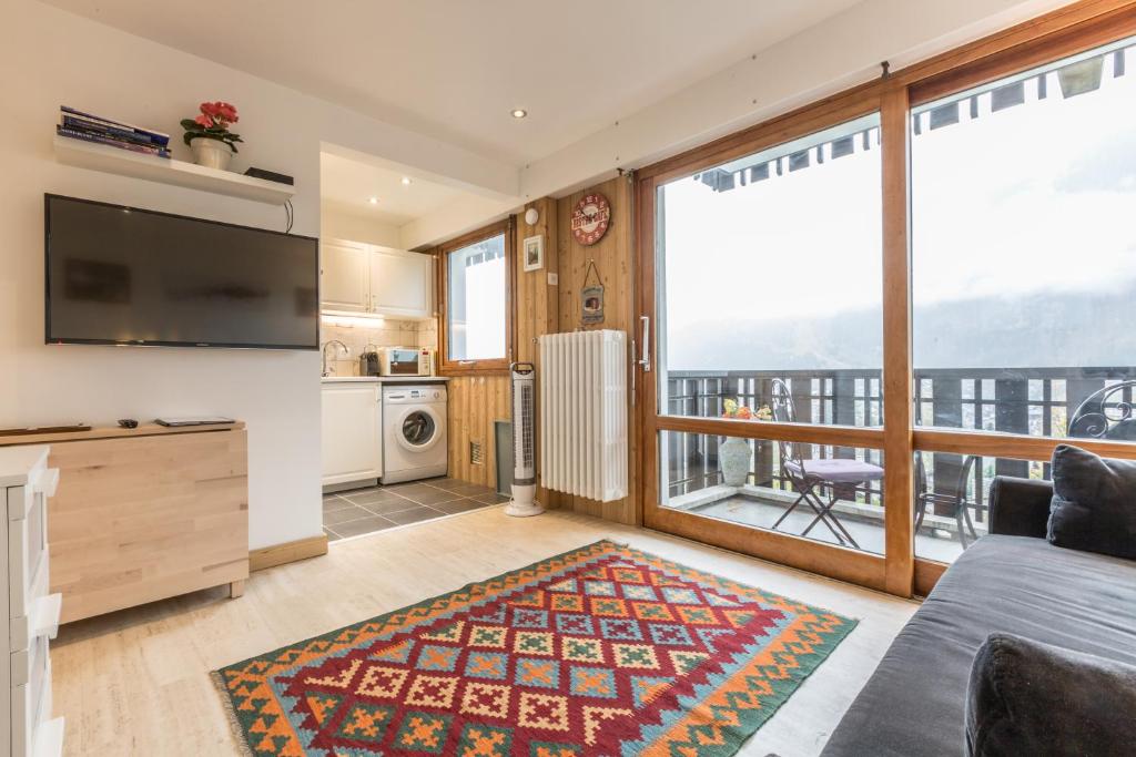 Apartment Le Pied du Brevent Walk to Ski Lift Chamonix Getaway appartement pied des pistes 7