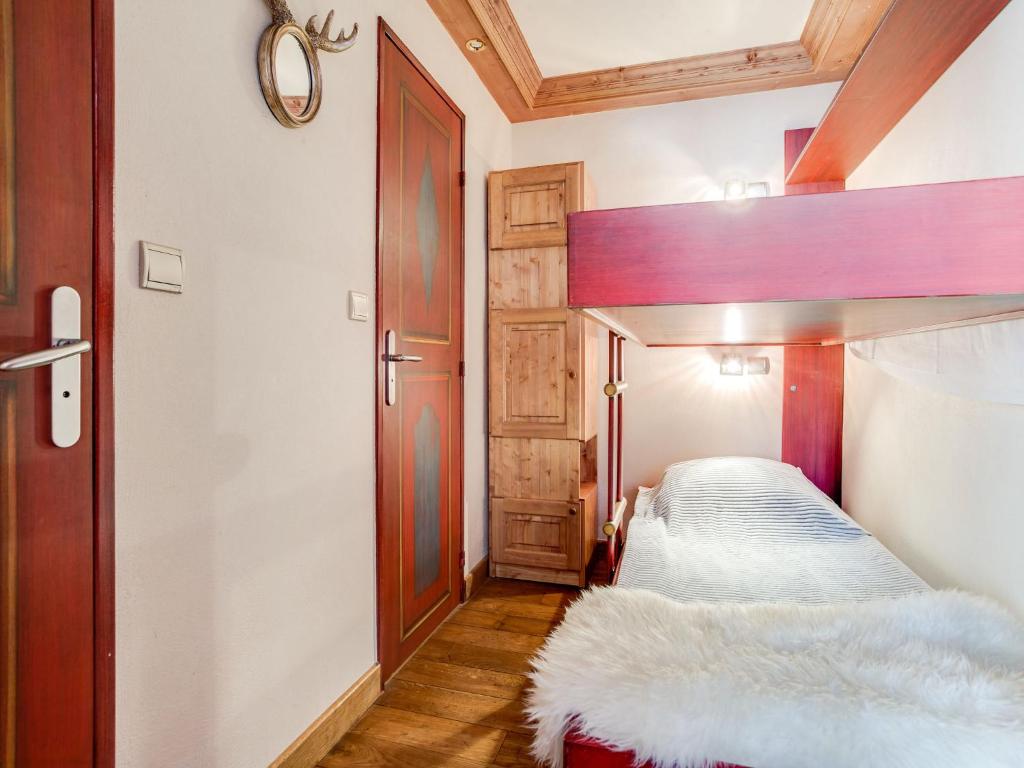 Apartment Le Prariond Val Claret 10 by Interhome appartement pied des pistes 9