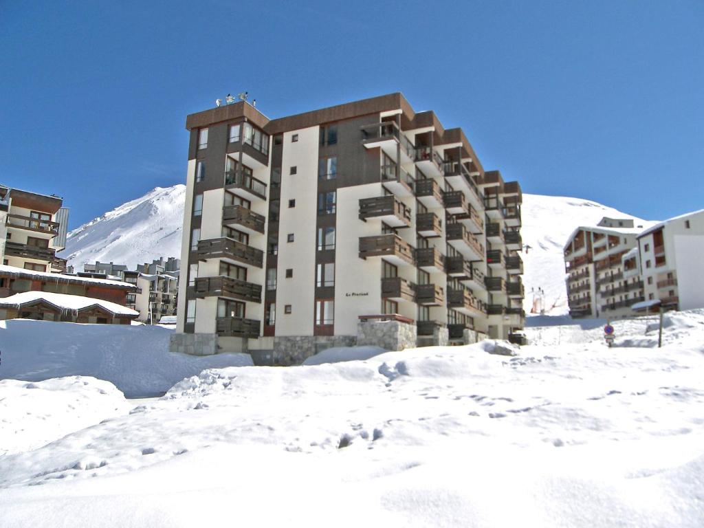 Apartment Le Prariond Val Claret 7 by Interhome appartement pied des pistes 1