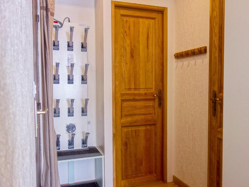 Apartment Le Prariond Val Claret 7 by Interhome appartement pied des pistes 17