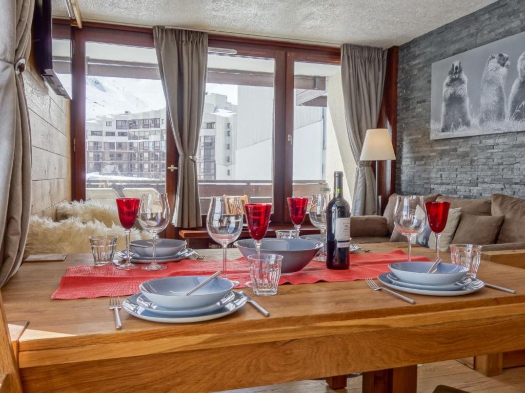 Apartment Le Prariond Val Claret 7 by Interhome appartement pied des pistes 8
