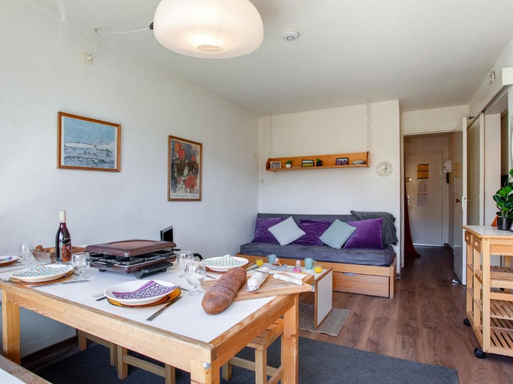 Apartment Lunik Orion 22 by Interhome appartement pied des pistes 1