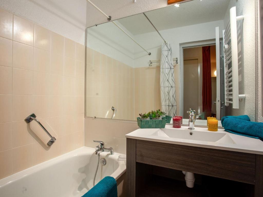 Apartment Lunik Orion 22 by Interhome appartement pied des pistes 17