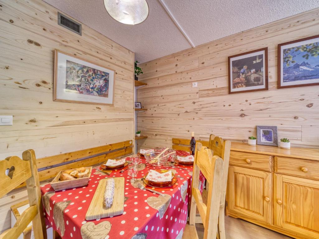 Apartment Lunik Orion 38 by Interhome appartement pied des pistes 10