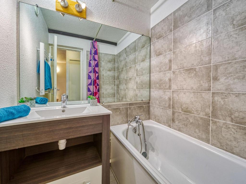 Apartment Lunik Orion 41 by Interhome appartement pied des pistes 17