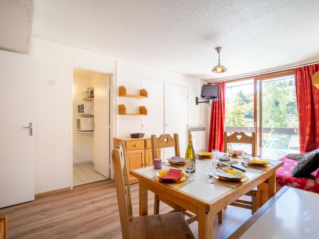 Apartment Pegase Phenix 16 by Interhome appartement pied des pistes 1