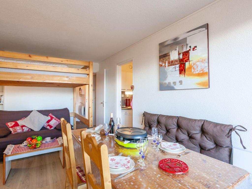 Apartment Pegase Phenix 70 by Interhome appartement pied des pistes 9