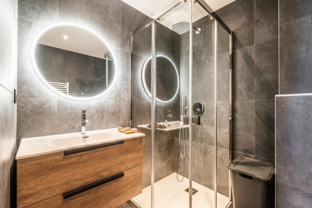 Apartment Sipo Alpe DHuez by EMERALD STAY appartement pied des pistes 8