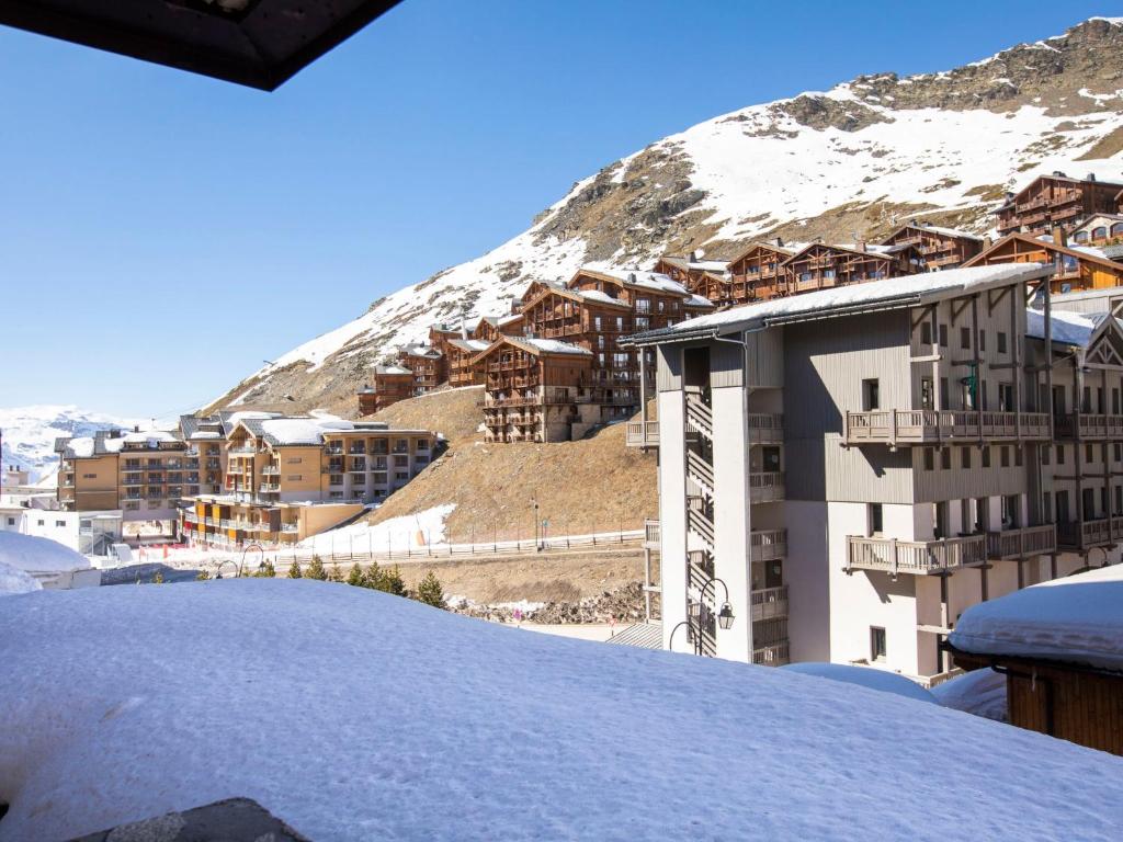 Apartment Vanoise 167 by Interhome appartement pied des pistes 19