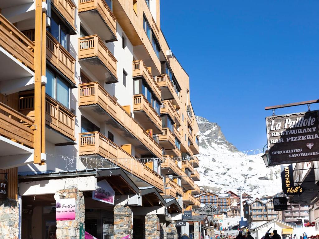 Apartment Vanoise 751 by Interhome appartement pied des pistes 17