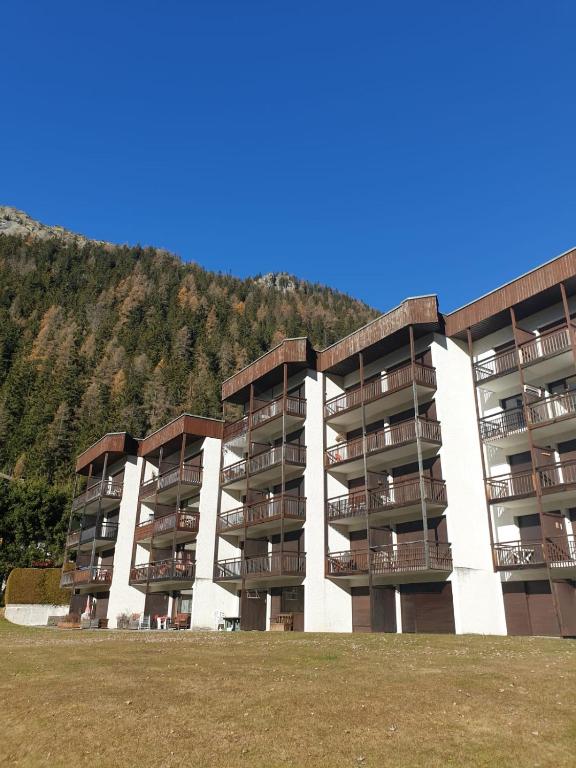 Apartment With Balcony Close To The Ski Slopes appartement pied des pistes 16