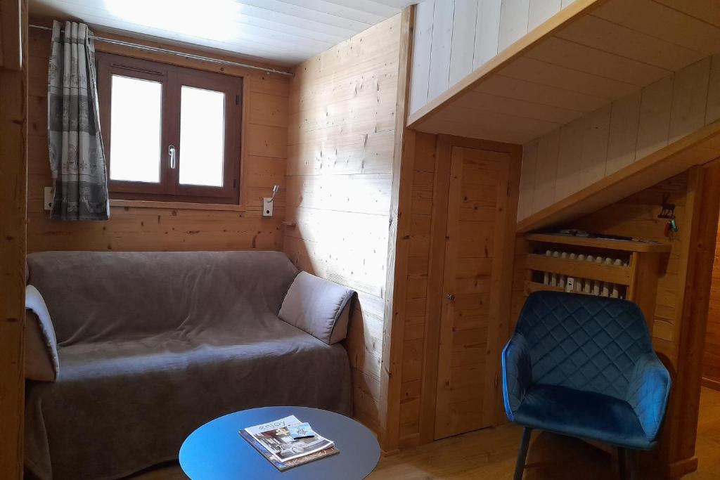 Apartment in the center of the village appartement pied des pistes 12