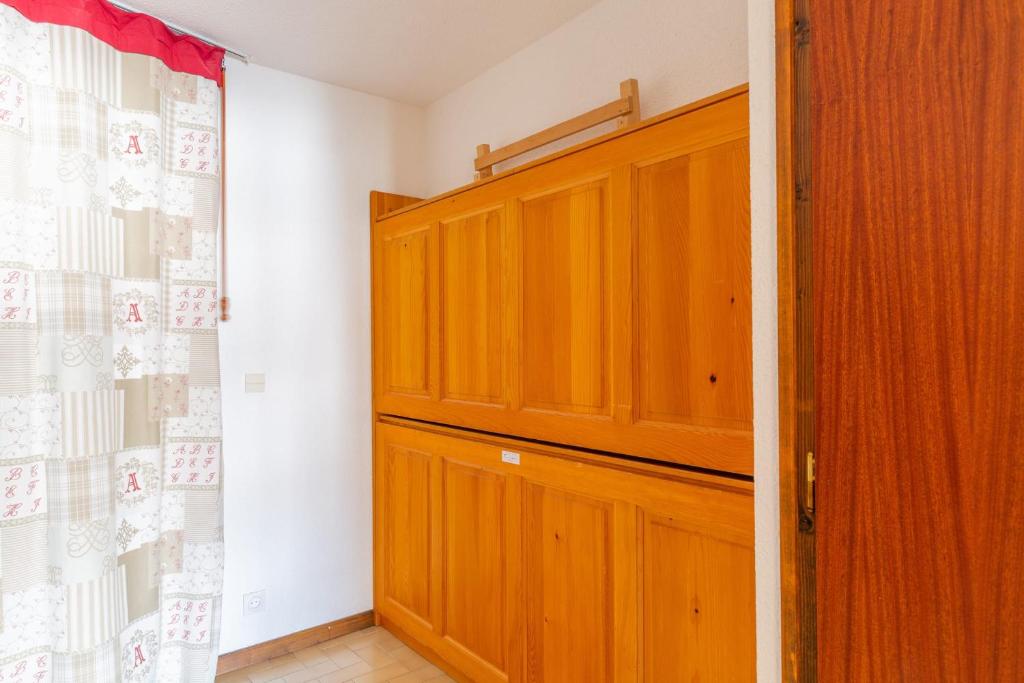 Apartment with Balcony and View appartement pied des pistes 6