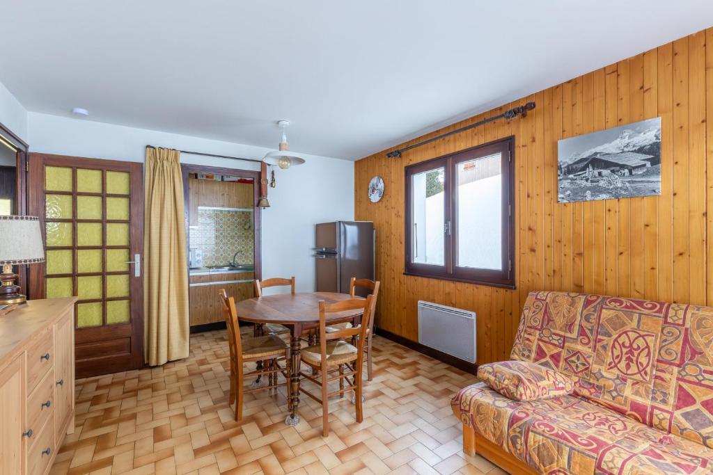Apartment with terrace at the foot of the slopes appartement pied des pistes 3