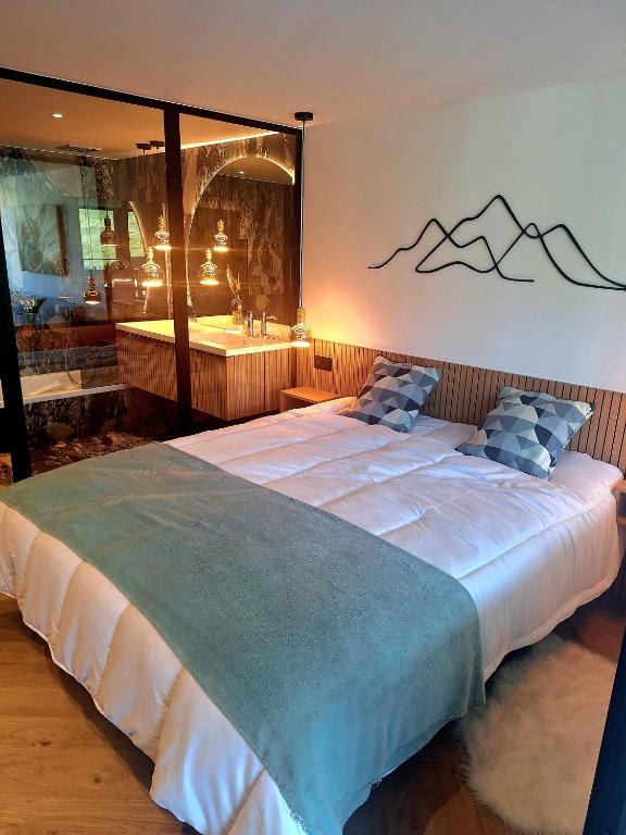 App dexception 8pers 66 m2 plein sud confort sauna au calme renovation 2024 appartement pied des pistes 1