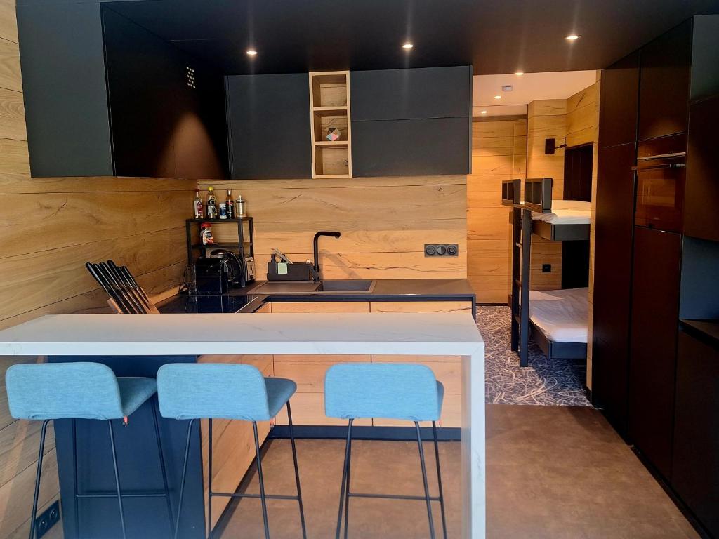 App dexception 8pers 66 m2 plein sud confort sauna au calme renovation 2024 appartement pied des pistes 12