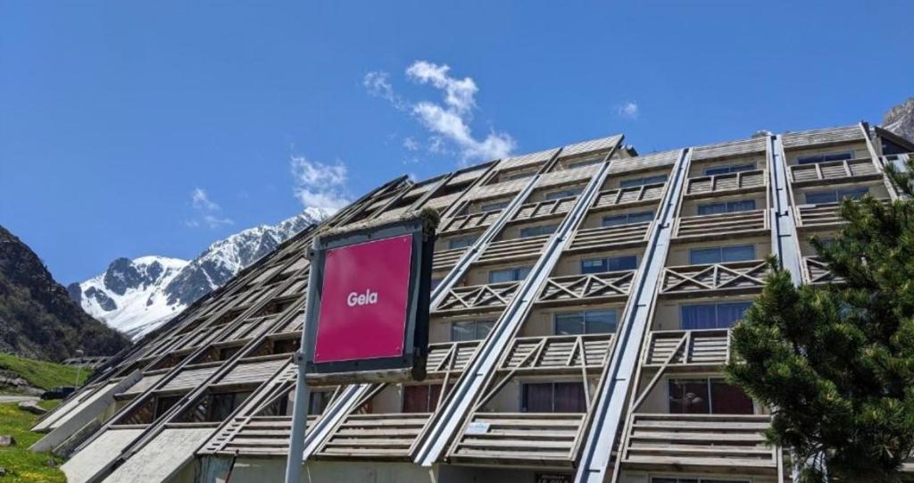 Appart 5 pers Piau Engaly L Izard La Gela pistes a 50M appartement pied des pistes 18