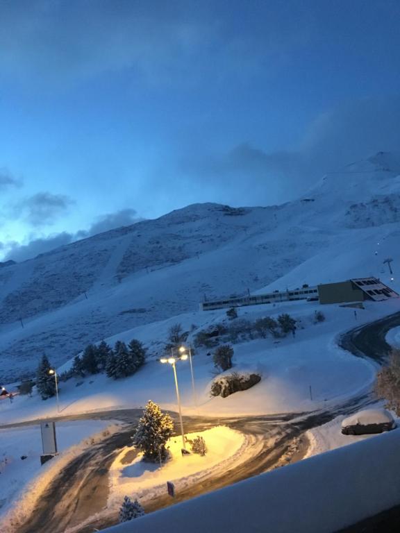 Appart 5 pers Piau Engaly L Izard La Gela pistes a 50M appartement pied des pistes 19