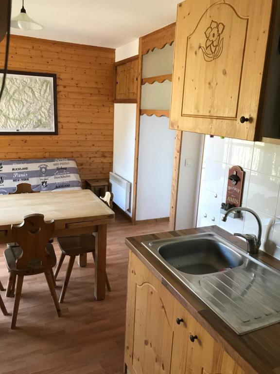 Appartement 2 pieces Orelle les trois Vallees 6 personnes appartement pied des pistes 4