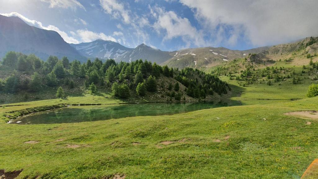 Appartement 3 etoiles 6 personnes les Orres 1800 appartement pied des pistes 13