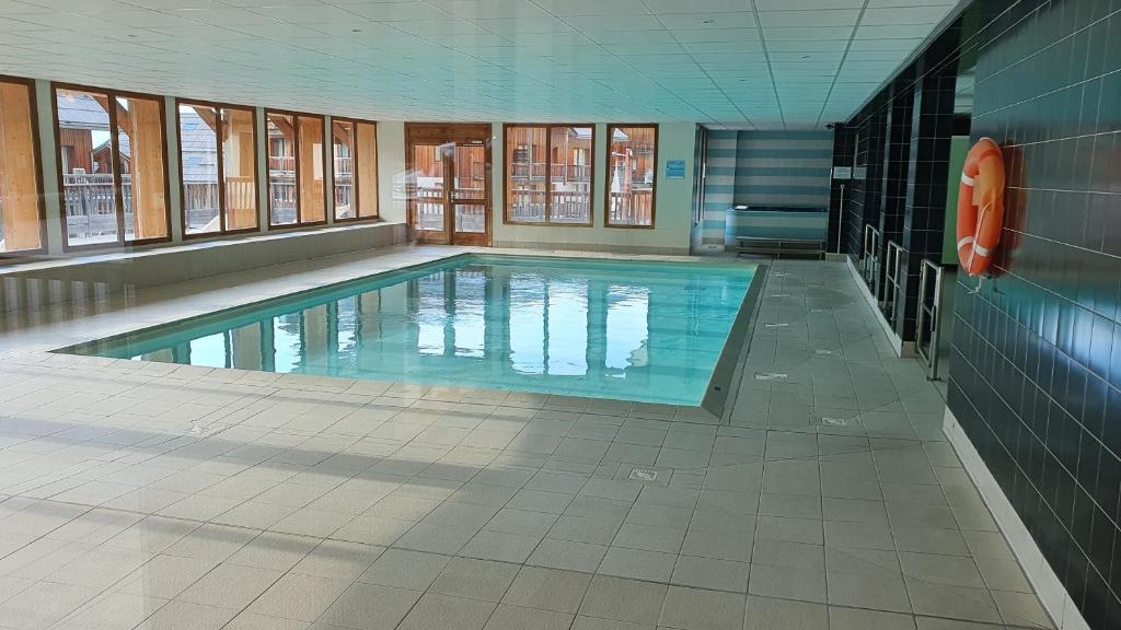 Appartement 3 etoiles 6 personnes les Orres 1800 appartement pied des pistes 2
