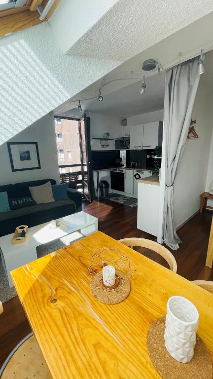 Appartement 4 personnes Puy St Vincent 1700 appartement pied des pistes 4