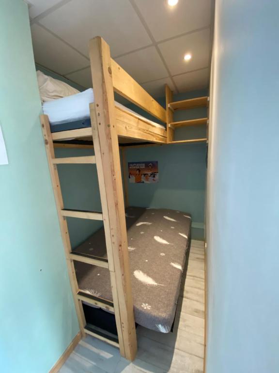 Appartement 5 Personnes au pied des pistes WIFI appartement pied des pistes 4