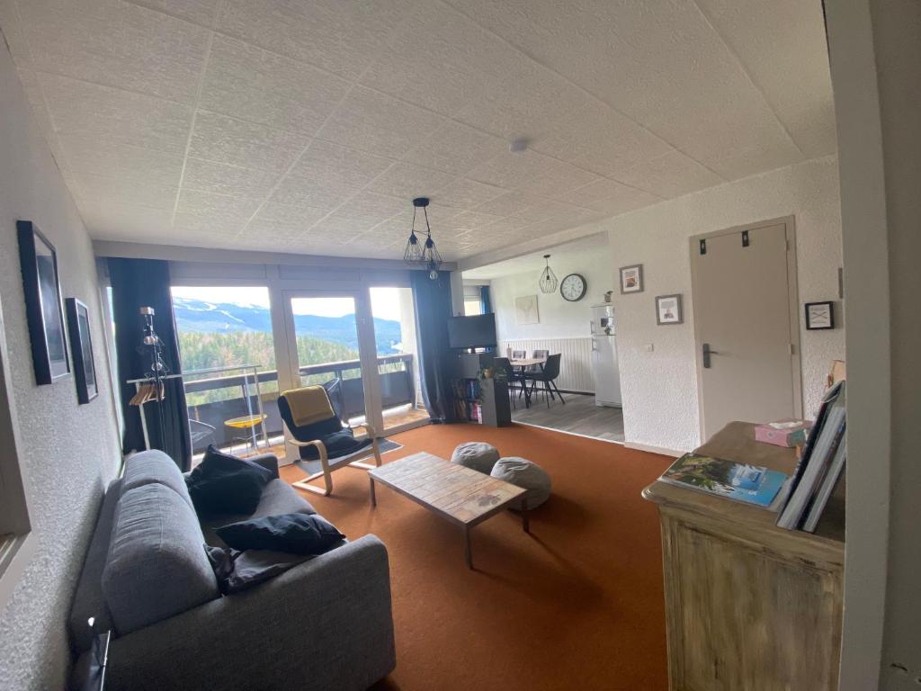 Appartement 50m2 vue imprenable avec garage draps et serviettes compris appartement pied des pistes 5