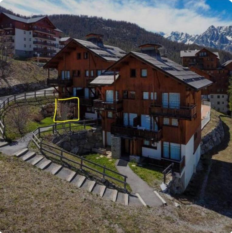 Appartement 6 personnes a Puy Saint Vincent appartement pied des pistes