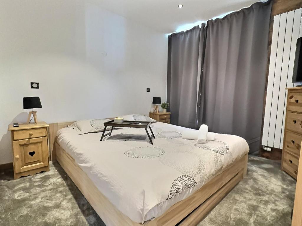 Appartement 6 personnes avec Parking Couvert 1 chambre 4 lits Netflix wifi haut debit appartement pied des pistes 1