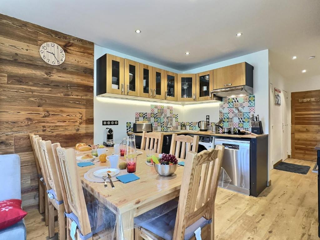Appartement 6 personnes avec Parking Couvert 1 chambre 4 lits Netflix wifi haut debit appartement pied des pistes 6