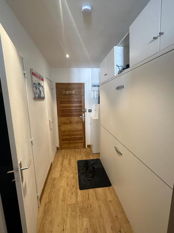 Appartement 6 personnes avec Parking Couvert 1 chambre 4 lits Netflix wifi haut debit appartement pied des pistes 9