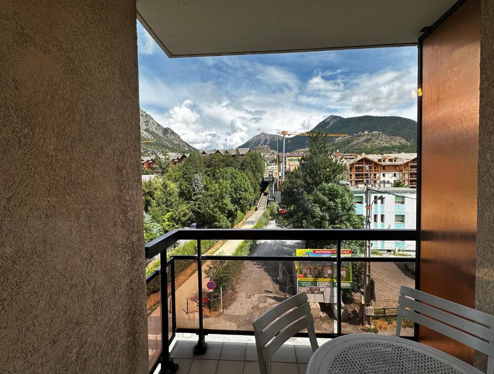 Appartement Centre Ville pied de piste Briancon appartement pied des pistes 5