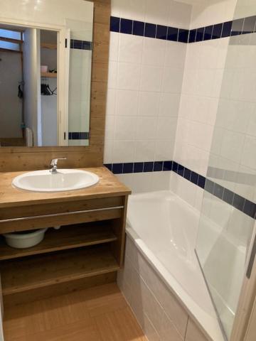 Appartement Duplex Les Orres 1800 pour 8 personnes aux pieds des pistes avec menage et une place de parking inclus appartement pied des pistes 2