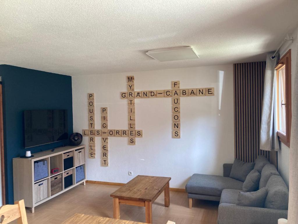 Appartement Duplex Les Orres 1800 pour 8 personnes aux pieds des pistes avec menage et une place de parking inclus appartement pied des pistes 4