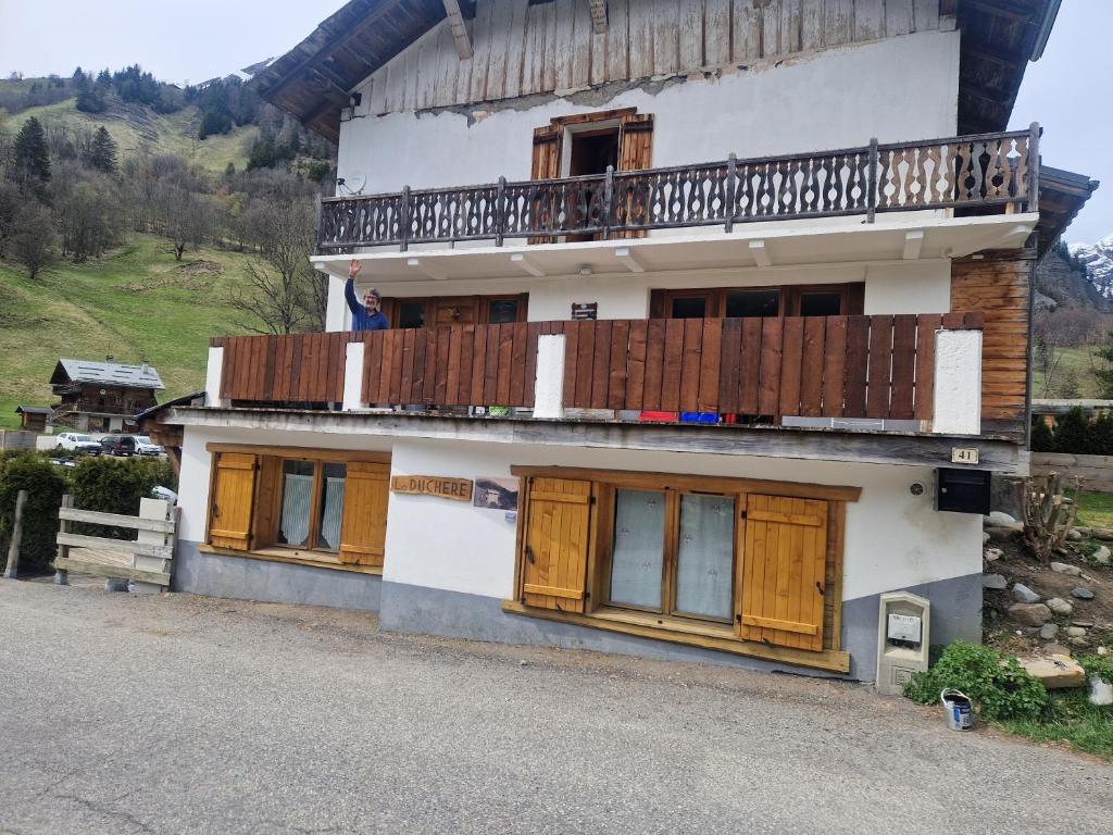 Appartement La Duchere Le Plan la Giettaz massif des Aravis appartement pied des pistes 10