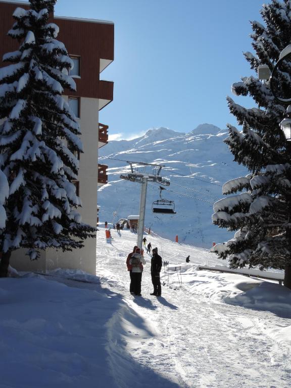 Appartement Les Menuires 4 personnes a 20 m des pistes appartement pied des pistes 9