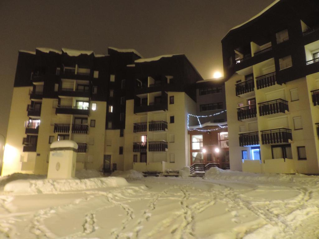 Appartement Les Menuires 4 personnes a 20 m des pistes appartement pied des pistes