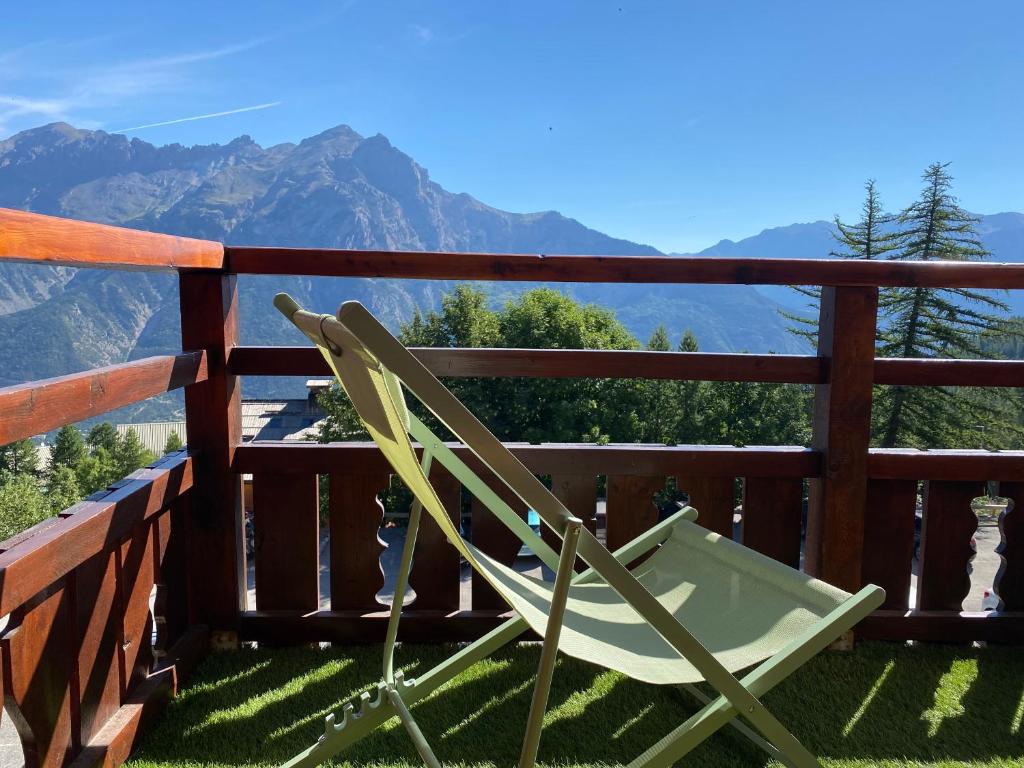 Appartement Montagne Puy Saint Vincent 1800 Residence Dame Blanche 3 etoiles appartement pied des pistes 1