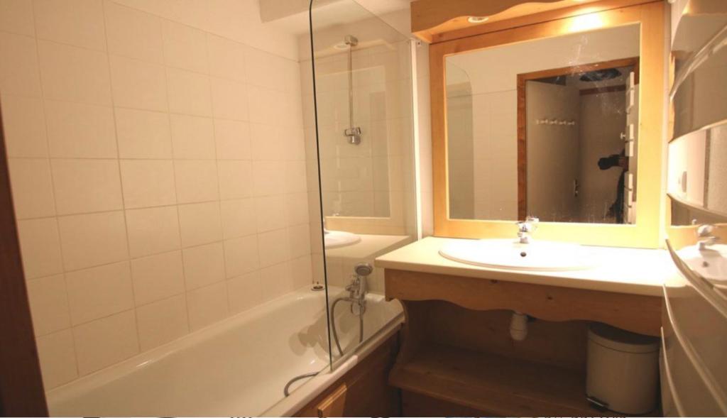 Appartement Montagne Puy Saint Vincent 1800 Residence Dame Blanche 3 etoiles appartement pied des pistes 15