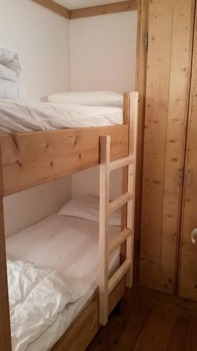 Appartement Montgenevre proche piste Chalvet appartement pied des pistes 13