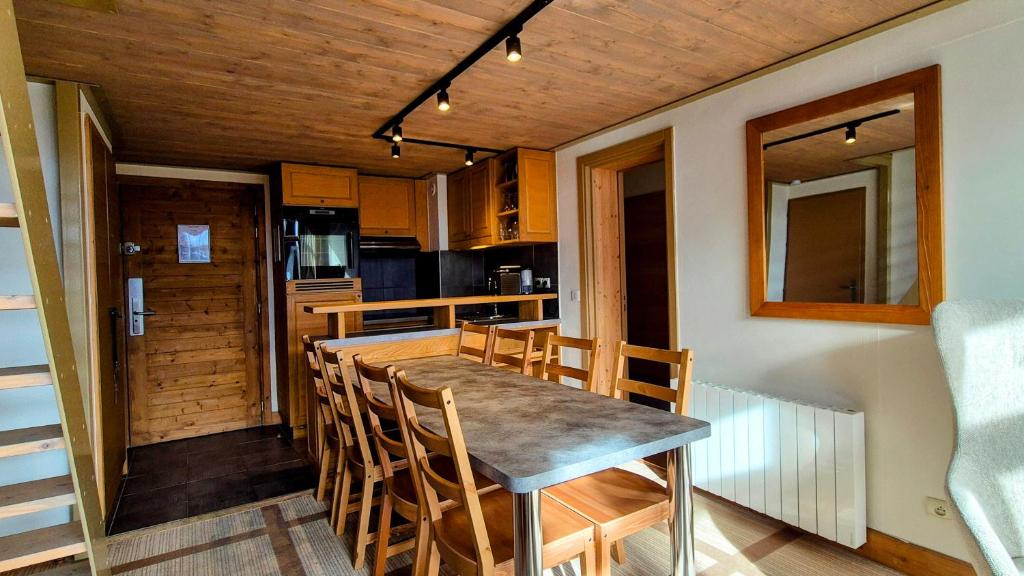 Appartement Premium a Flaine altitude 1740 m 8 a 10 personnes au pied des pistes piscine jacuzzi sauna hammam et salle de sport appartement pied des pistes 17