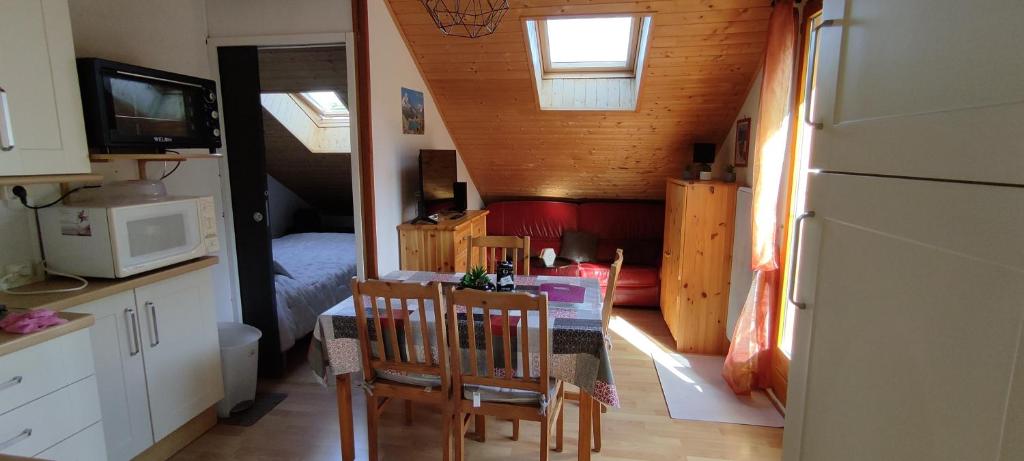 Appartement T2 a BERNEX avec WiFi vue sur montagne appartement pied des pistes 3