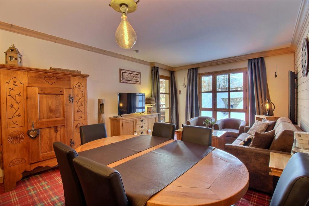 Appartement T3 ARC 1950 skis aux pieds Sauna Hammam Jacuzzi appartement pied des pistes 13