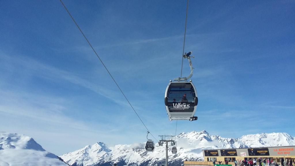 Appartement Valfrejus 5 personnes au pied des pistes appartement pied des pistes 12