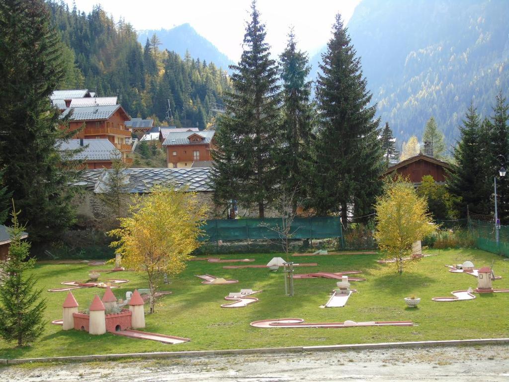 Appartement Valfrejus 5 personnes au pied des pistes appartement pied des pistes 15