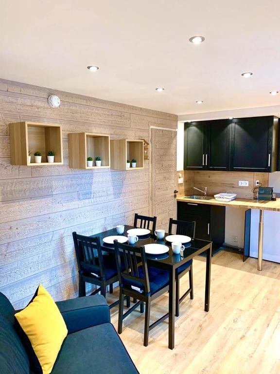Appartement chaleureux au pied des pistes 4 personnes wifi appartement pied des pistes 3