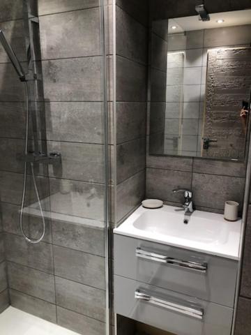 Appartement chaleureux au pied des pistes 4 personnes wifi appartement pied des pistes 6