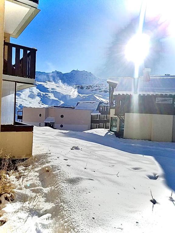 Appartement chaleureux au pied des pistes 4 personnes wifi appartement pied des pistes 9